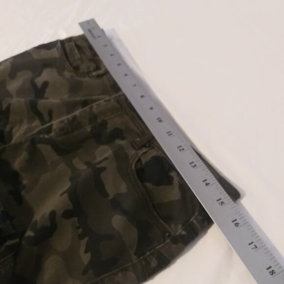Joe Boxer women's size 7 camo skinny pants - Picture 7 of 13